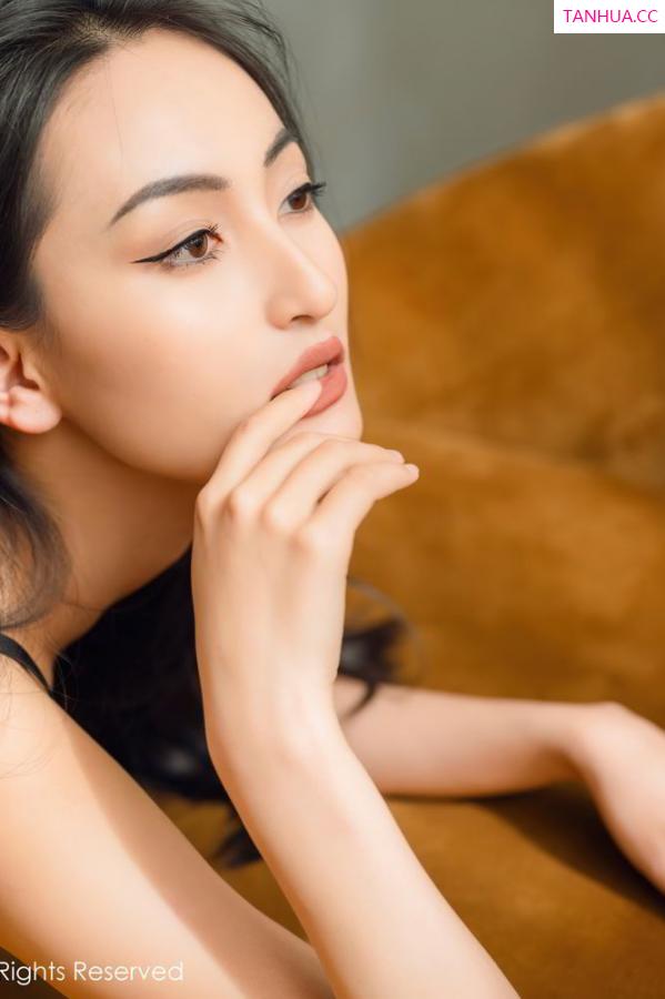 程慧娴  骨感美女陈舒羽 小野猫拥她入怀第25张图片